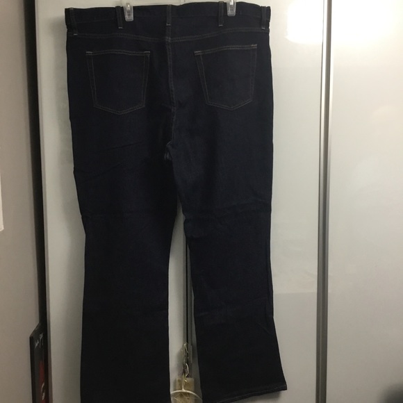 Old Navy Boot Cut Built-In Flex Blue Jeans - Picture 7 of 7
